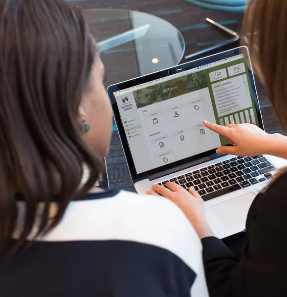 Clients viewing custom osftware by xylon